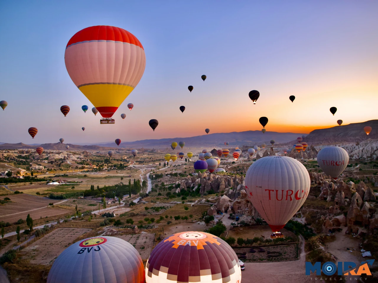 Cappadocia-Hot-Air-Balloon-Sunrise-Turkey