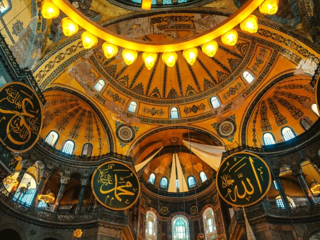 Hagia-Sophia-Interior-Istanbul-Turkey