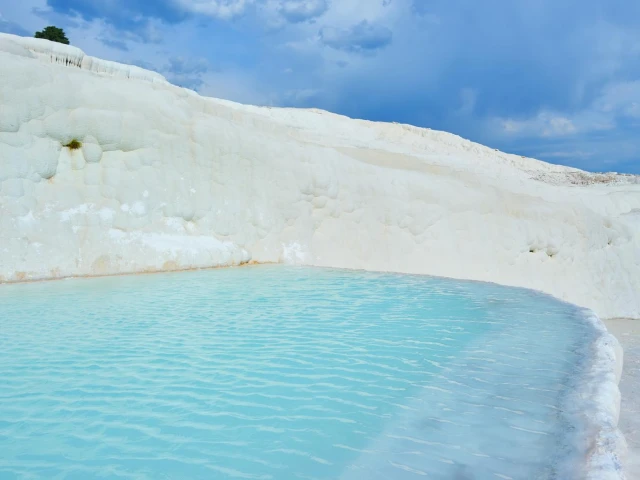 pamukkale-travertine-terraces-hierapolis-thermal-pools-sunset-view-turkey